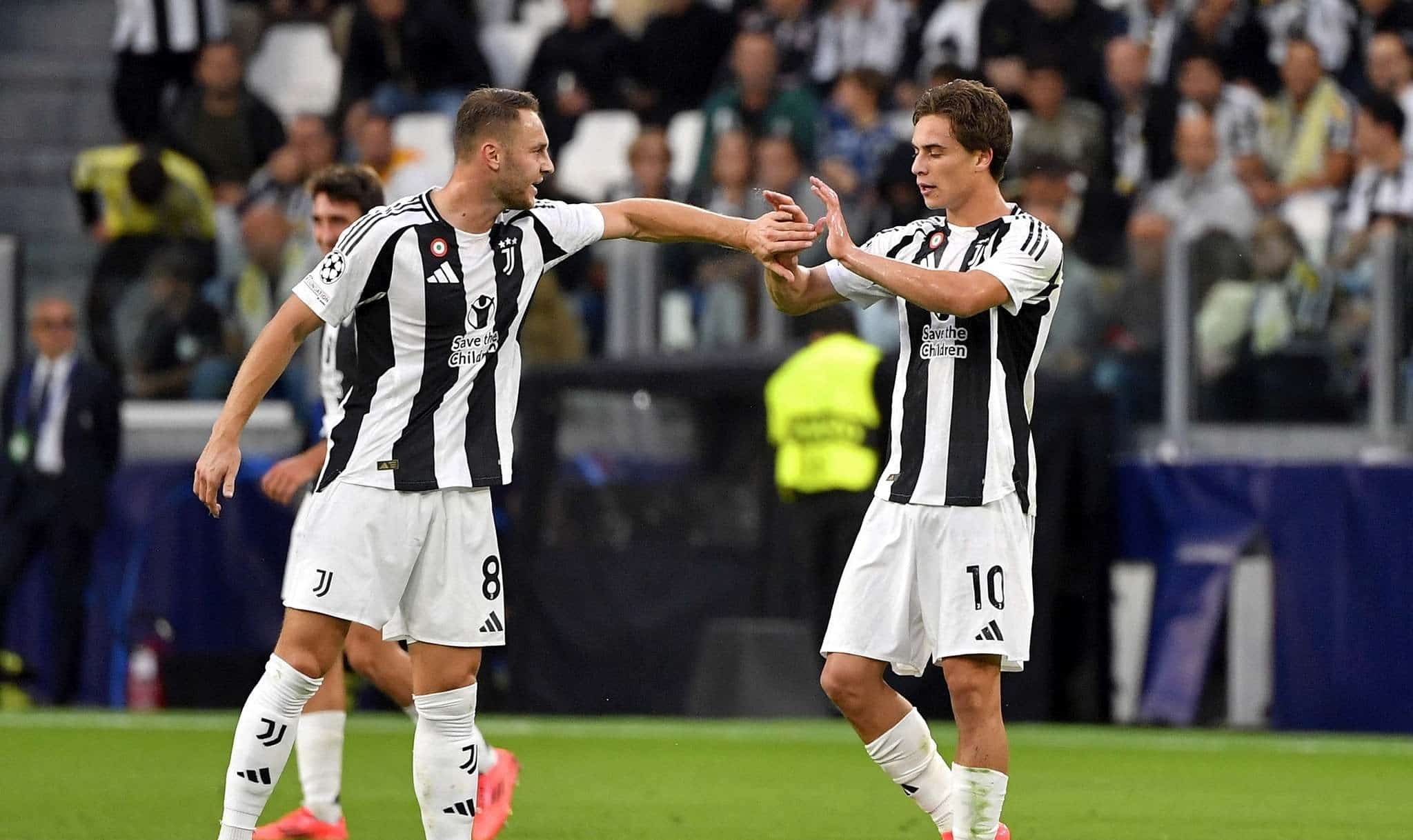 La Juve derrota sin complicaciones al PSV en su debut europeo