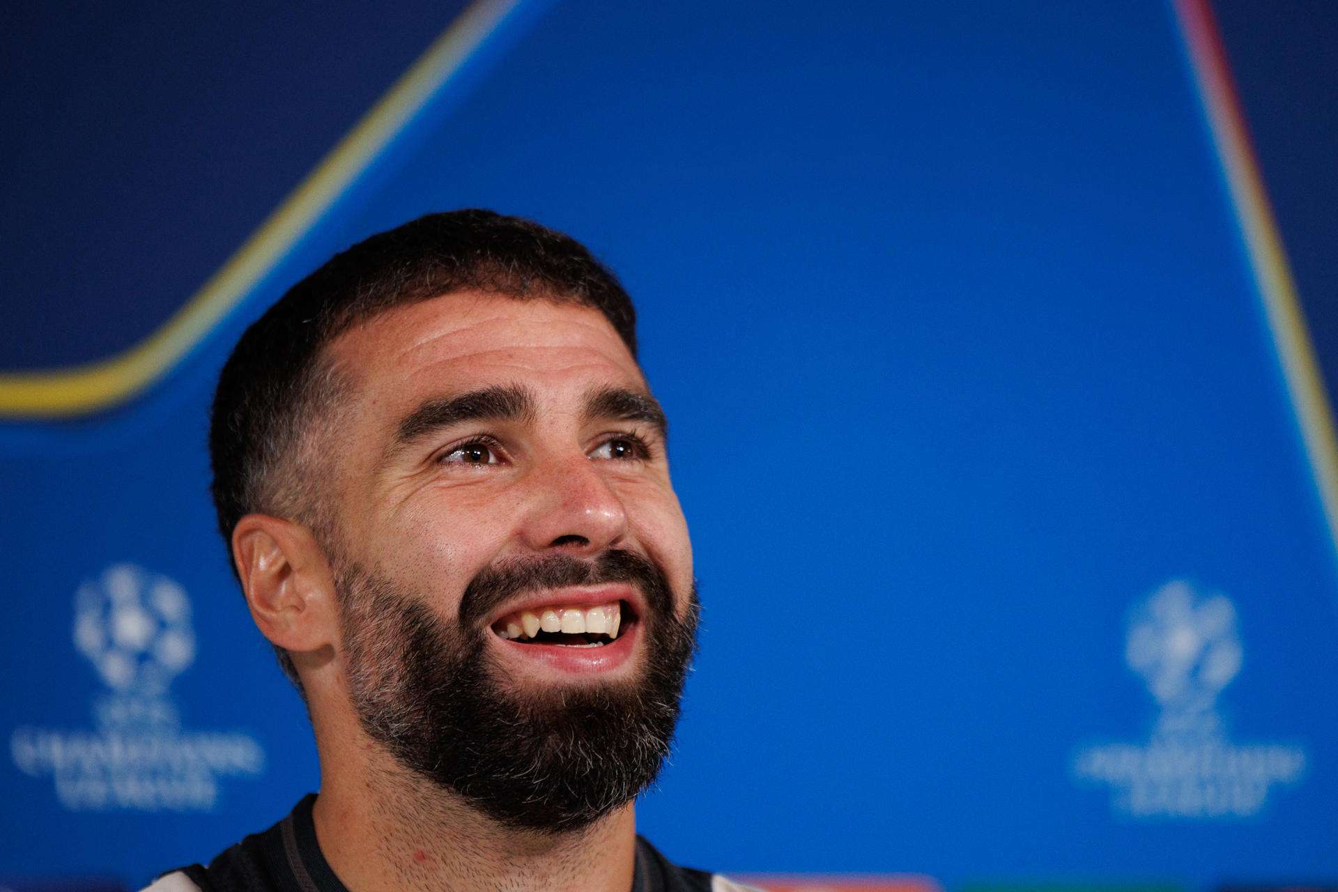 Carvajal sueña con superar a Gento con "un reto inigualable", siete Copas del Europa