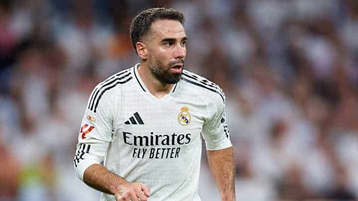 Dani Carvajal renueva contrato con el Real Madrid hasta junio de 2026