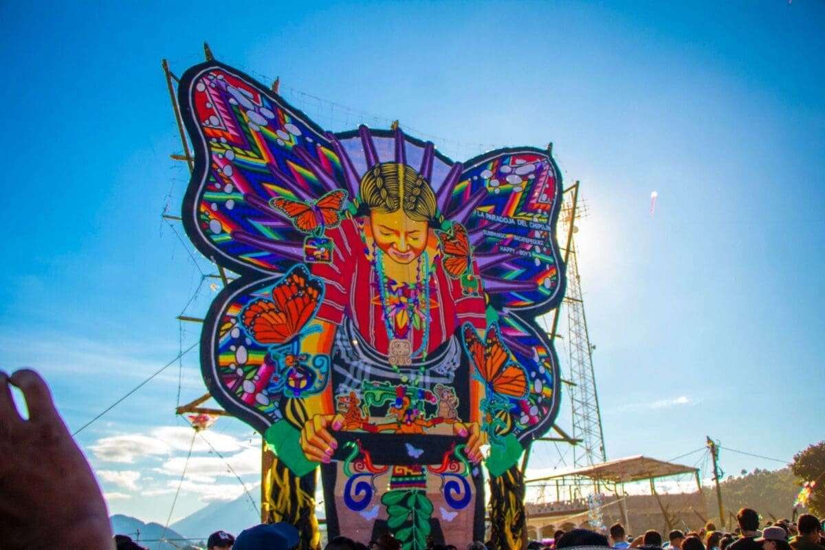 ¿Cuánto cuesta un barrilete gigante de Santiago Sacatepéquez?