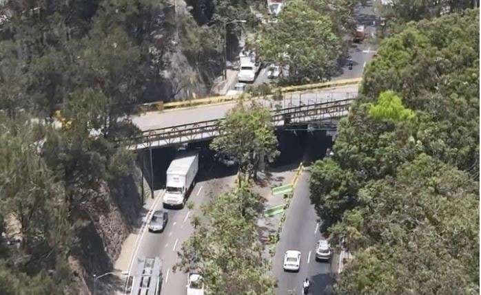 Conoce las rutas alternas por el cierre en el puente Adolfo Mijangos López