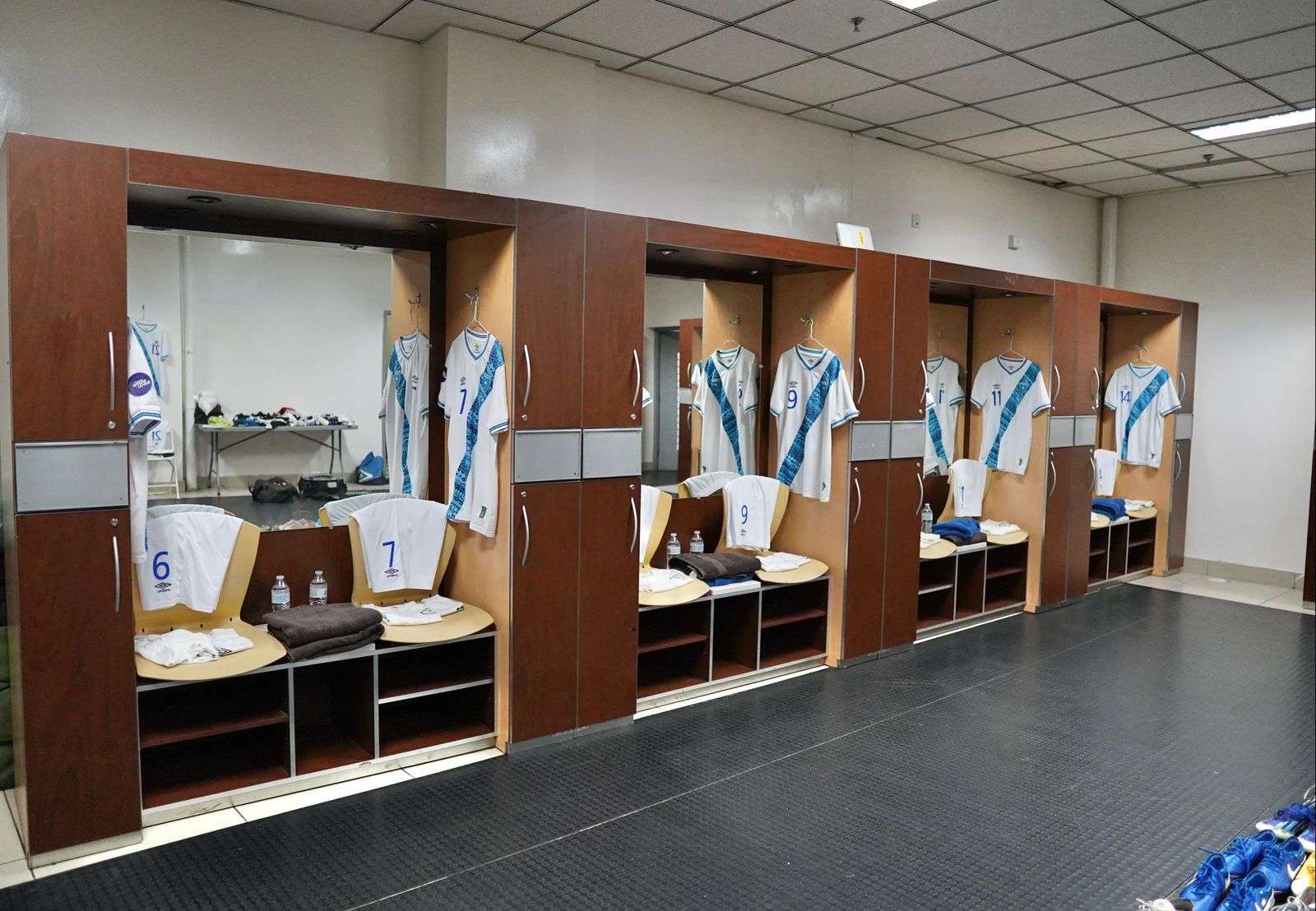 #GuateXLaRed | Con Nicholas Hagen al frente, la selección guatemalteca se viste de gala para el gran partido