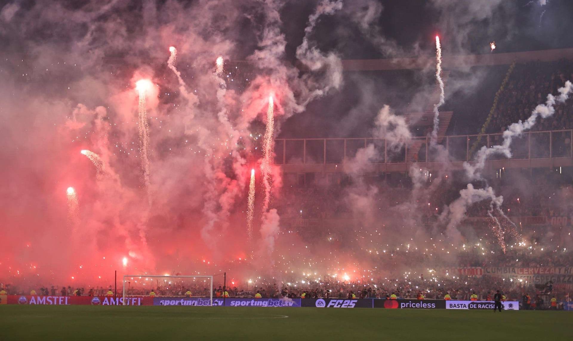 Clausuran el estadio de River Plate por uso de pirotecnia en el partido ante Atlético Mineiro