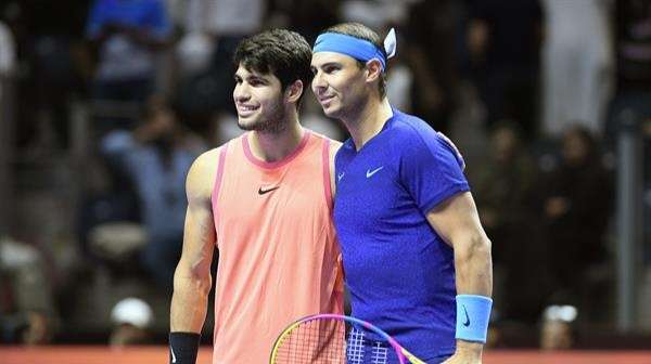 Alcaraz supera a Nadal y se cita con Sinner