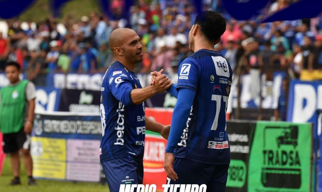 Los penales lograron darle la clasificación a Semifinales a Cobán Imperial