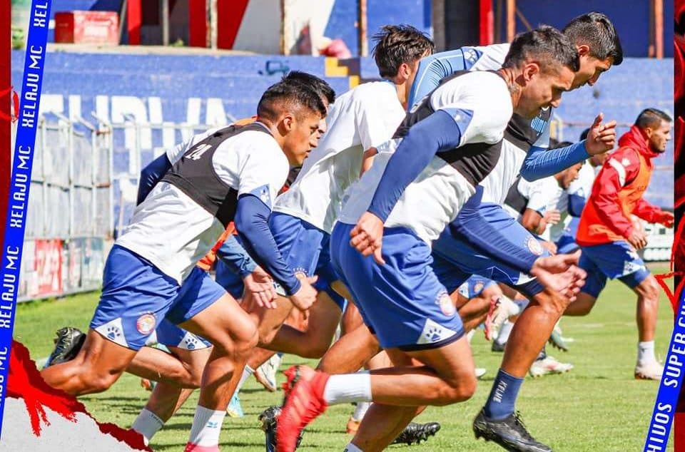 Xelajú MC empieza con Achuapa la búsqueda del bicampeonato