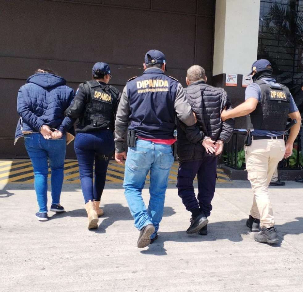 EN IMÁGENES | Allanamientos en Villa Nueva dejan varios capturados