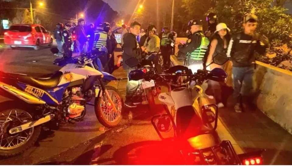 Tránsito de PNC sanciona a conductores por carreras clandestinas