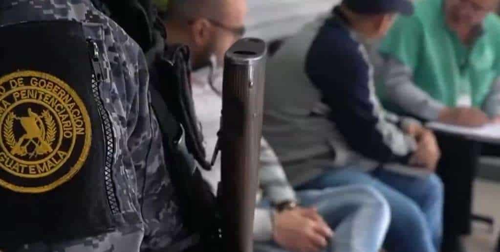 Guatemala extradita a tres privados de libertad a Estados Unidos