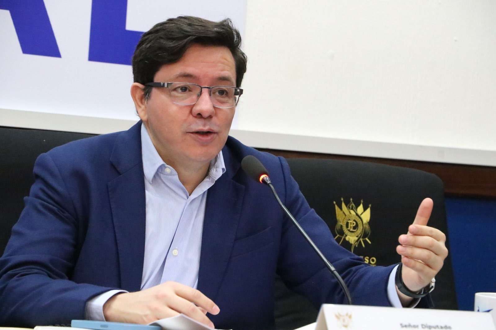 ¿Devolverán el aumento? Julio Héctor Estrada habla sobre el polémico ajuste salarial