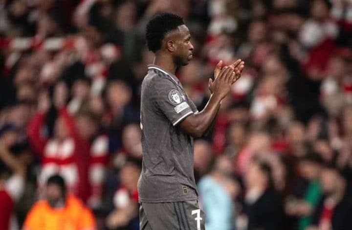 Viníciuis envía mensaje al madridismo tras debacle ante el Arsenal