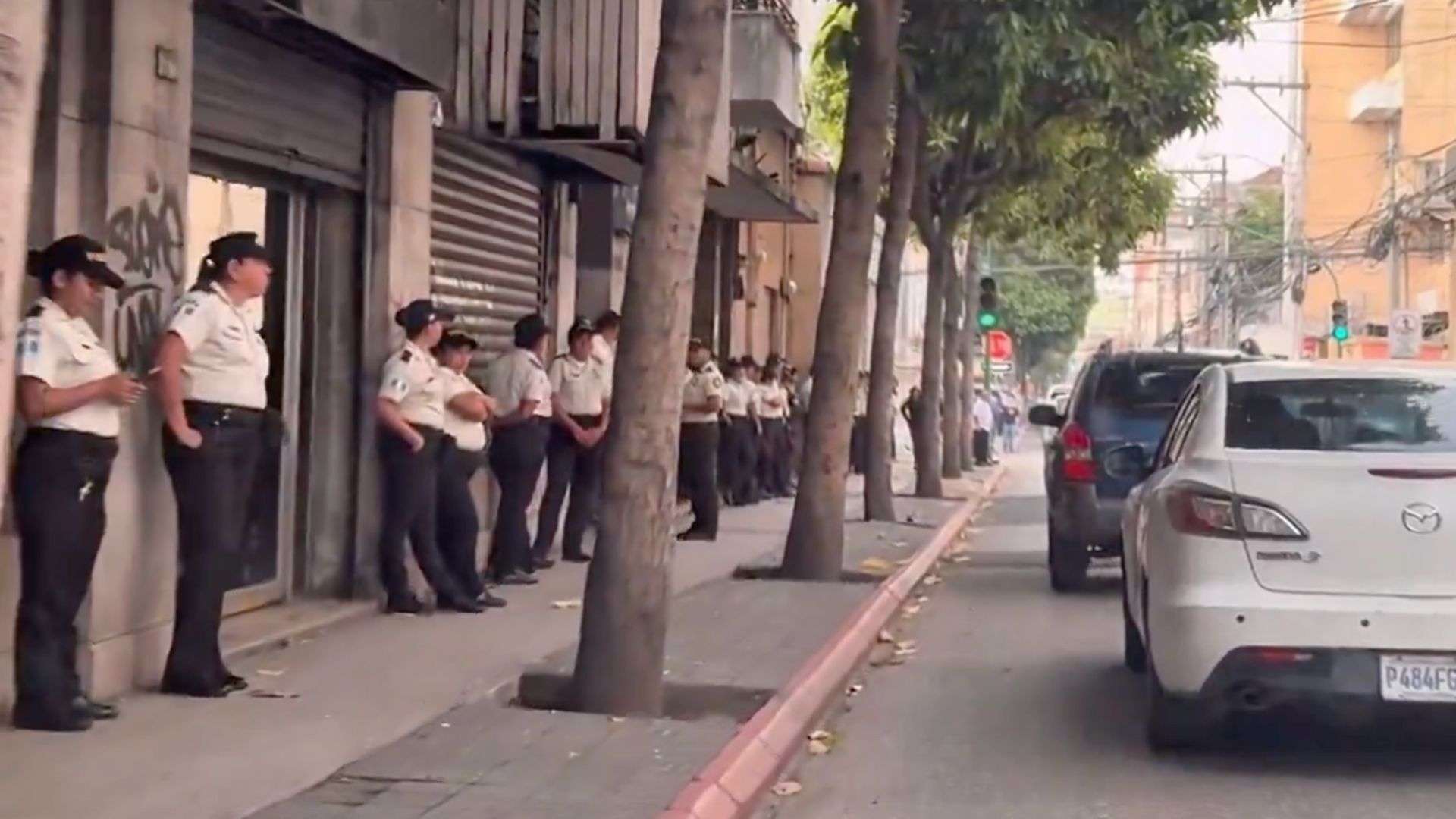¿Qué pasa frente al Congreso? PNC refuerza seguridad ante posibles manifestaciones