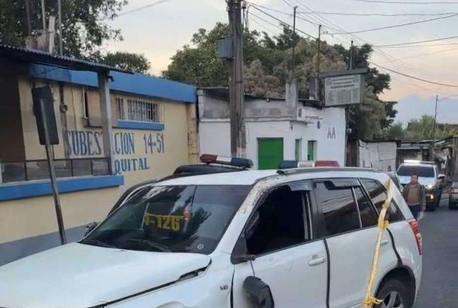 Ataque armado frente a subcomisaría de la PNC deja un fallecido y un herido