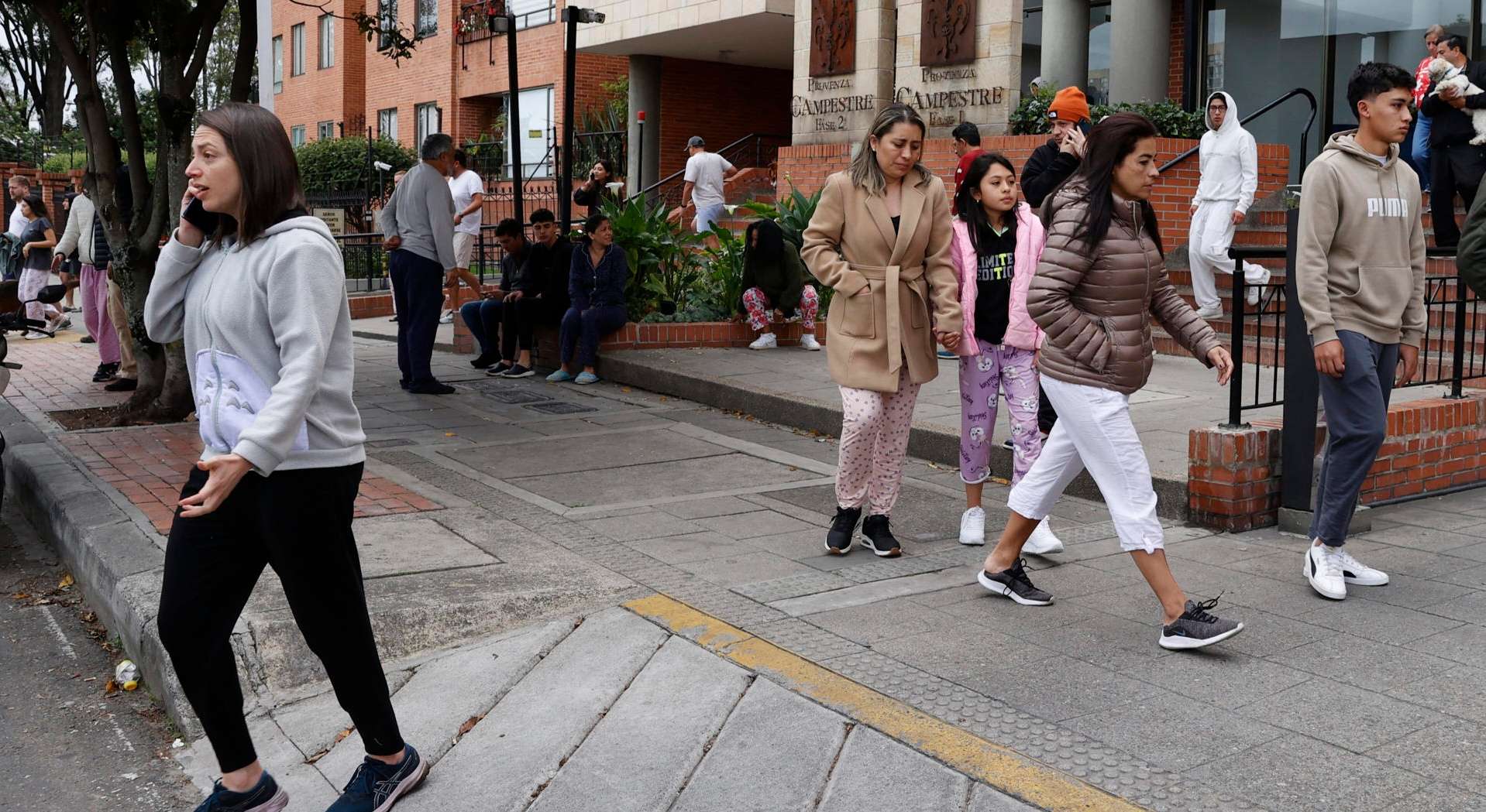 Un prolongado temblor sacude a Colombia sin víctimas hasta el momento