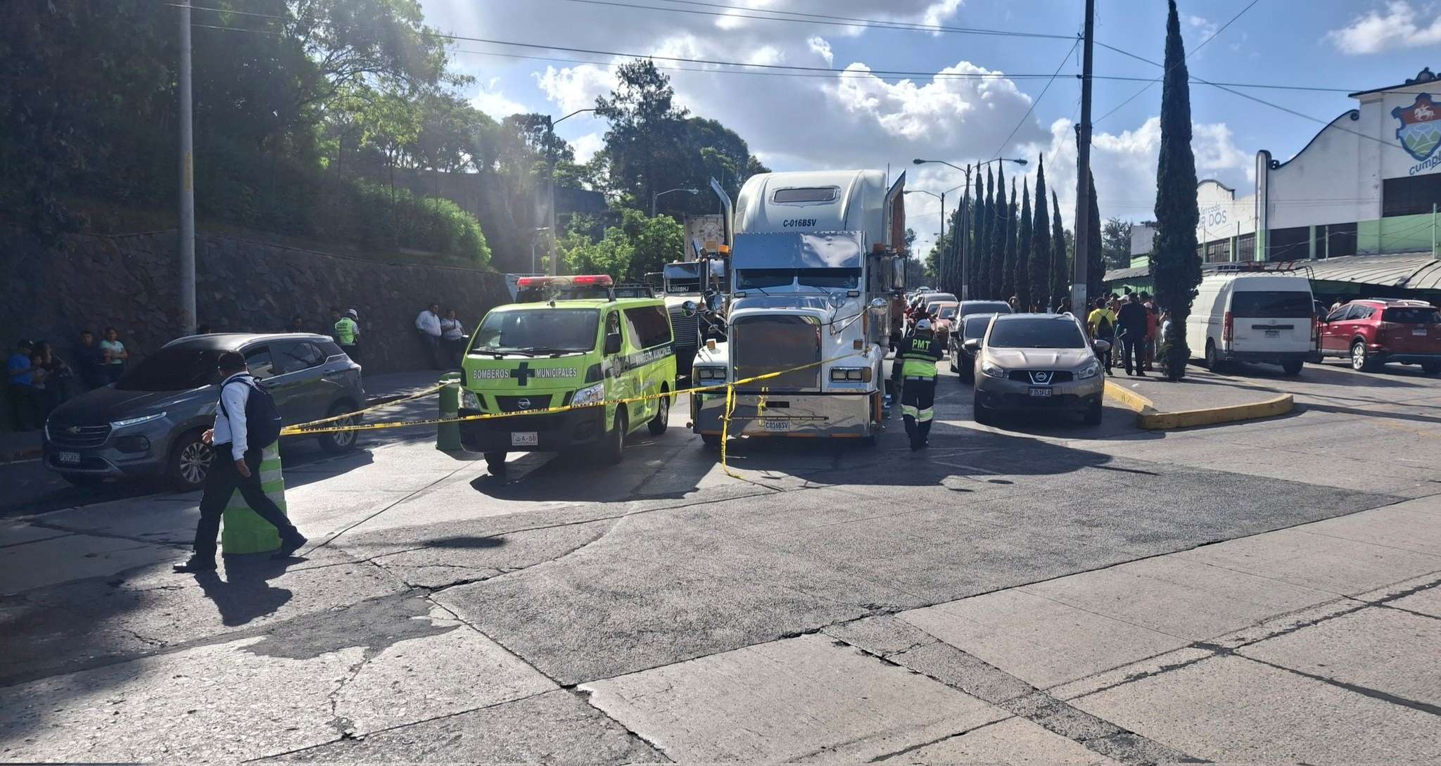 Accidente motorista zona 1.