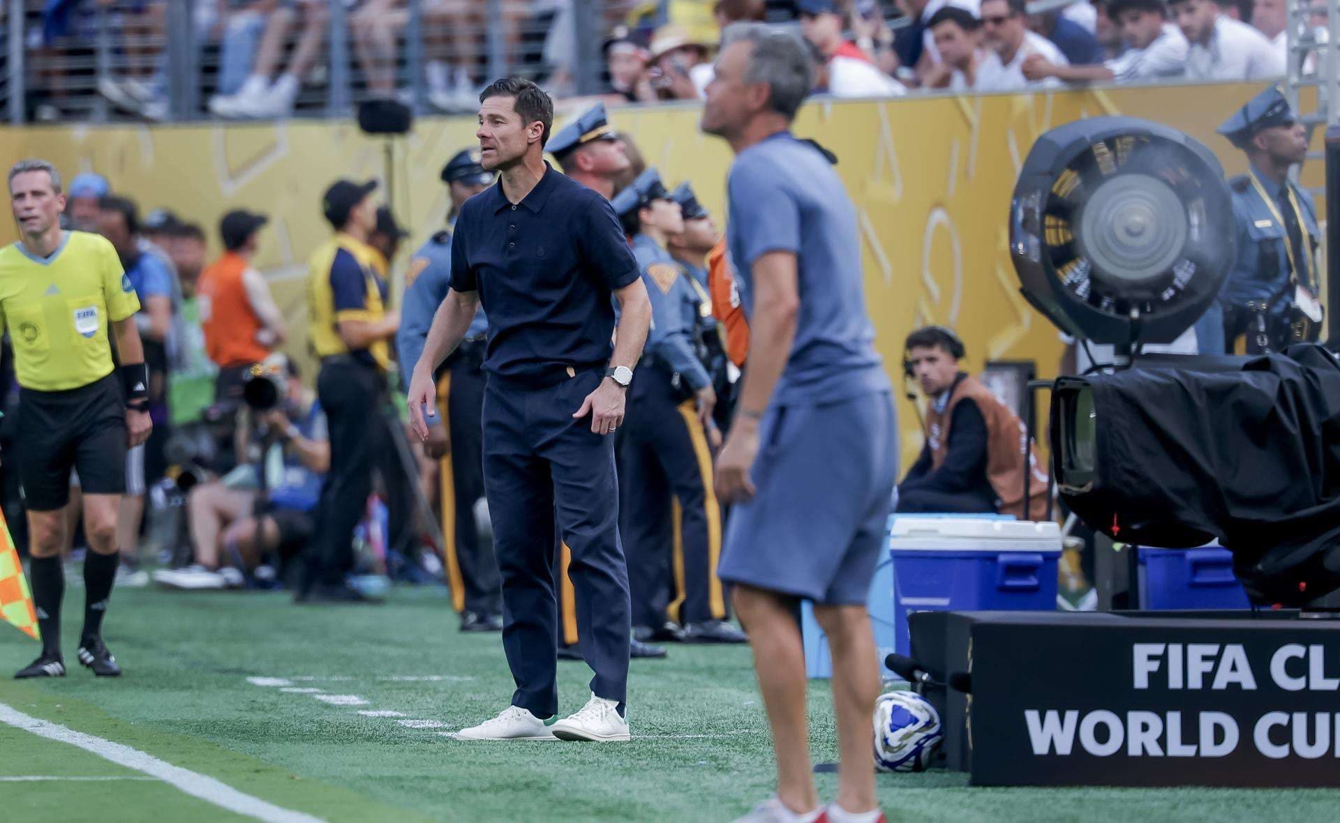 Luis Enrique: "Tengo el móvil lleno de mensajes culés, sabemos que el Madrid es un grande"