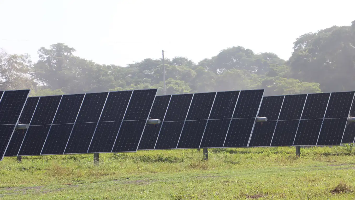 El gigante solar despierta: Guatemala avanza hacia la independencia energética