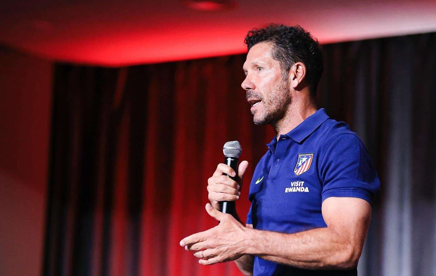 ‘Cholo’ Simeone explota tras su expulsión: «Te insultan todo el partido y no puedes decir nada»