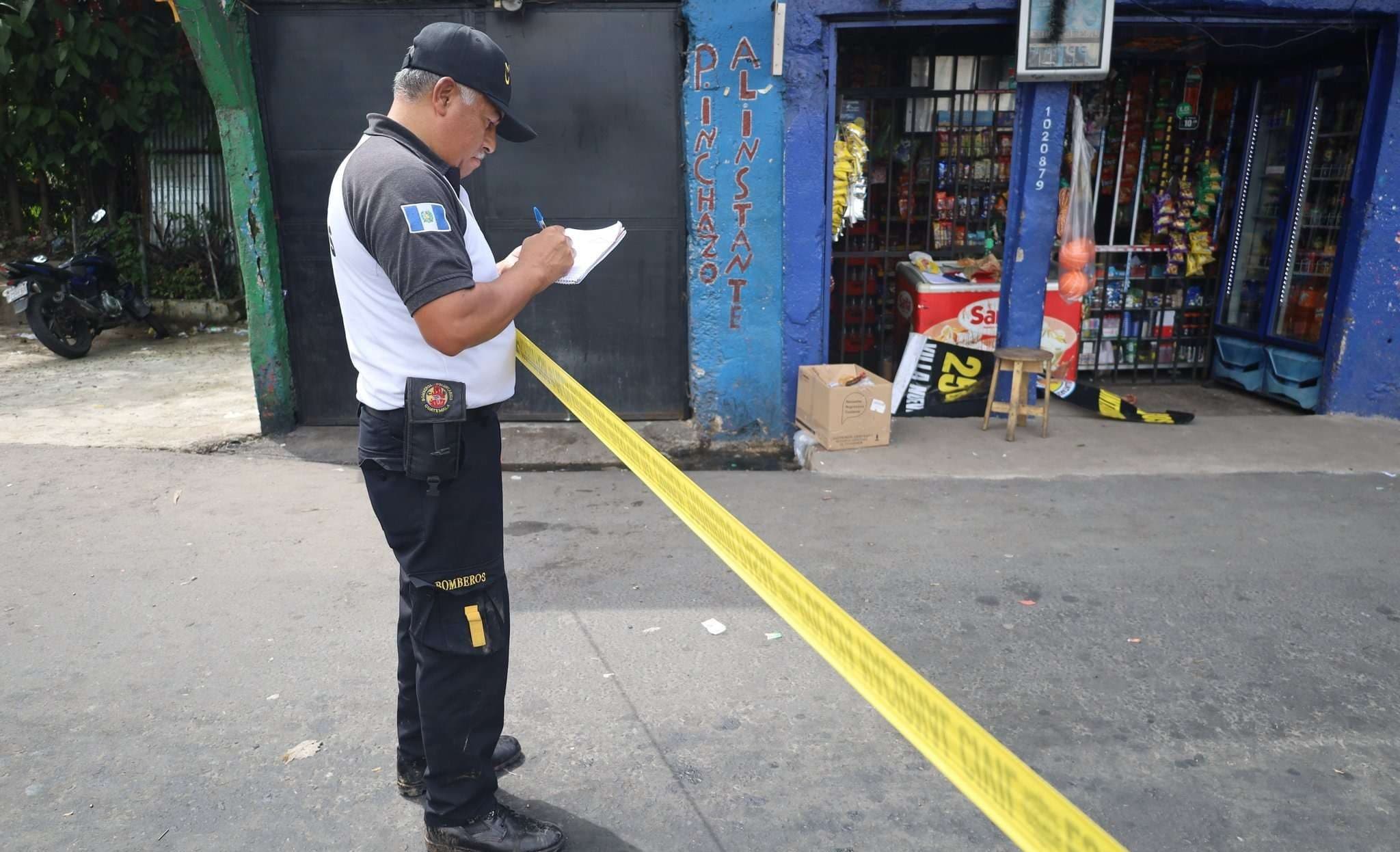 Matan a una mujer dentro de una abarrotería en Villa Nueva