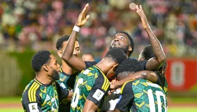 Concacaf designa a árbitros guatemaltecos para el Jamaica vs Trinidad y Tobago