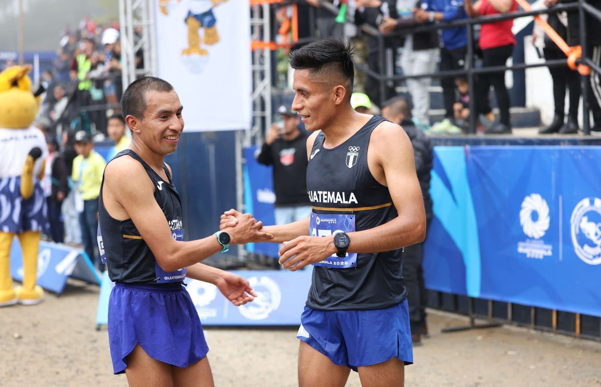 alberto gonzález y mario pacay.