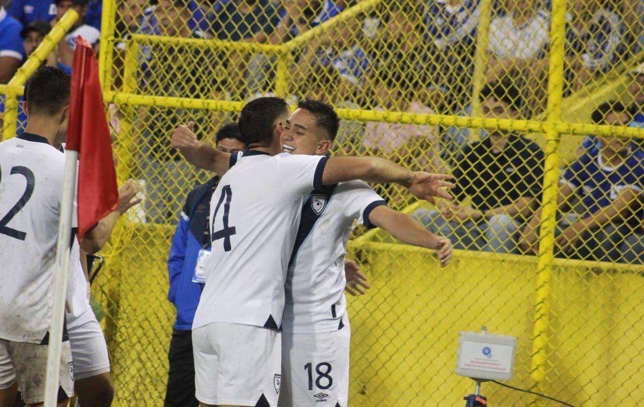 Guatemala se desquita con El Salvador y revive el sueño mundialista