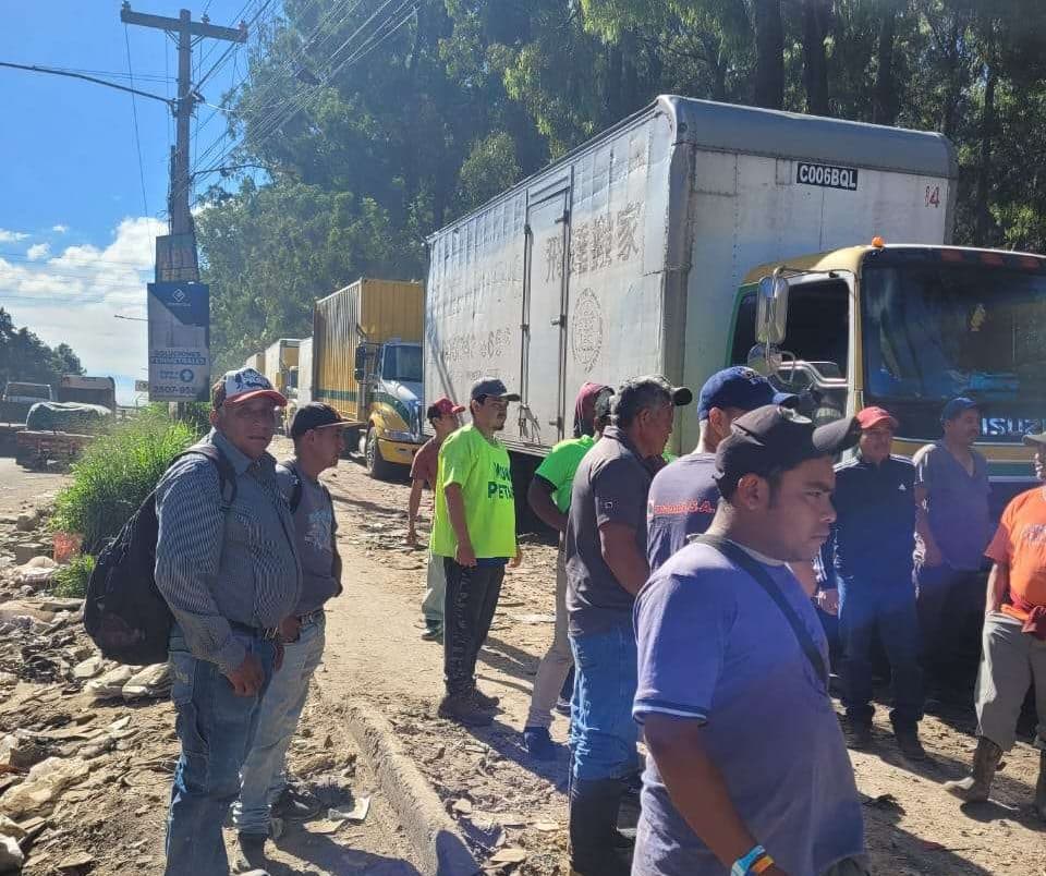 Recolectores de desechos protestan en vertedero de Amsa por condiciones laborales