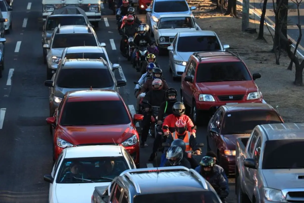 ¡Que no te agarre el tráfico! Emetra activa plan especial por los partidos de Guatemala