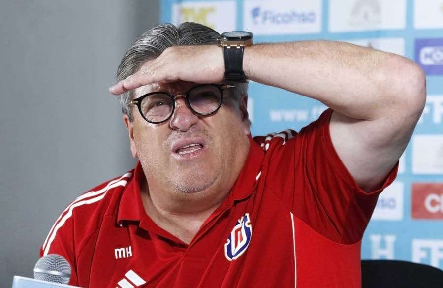 El mexicano Miguel Herrera dejó de ser el seleccionador de Costa Rica. EFE/José Valle