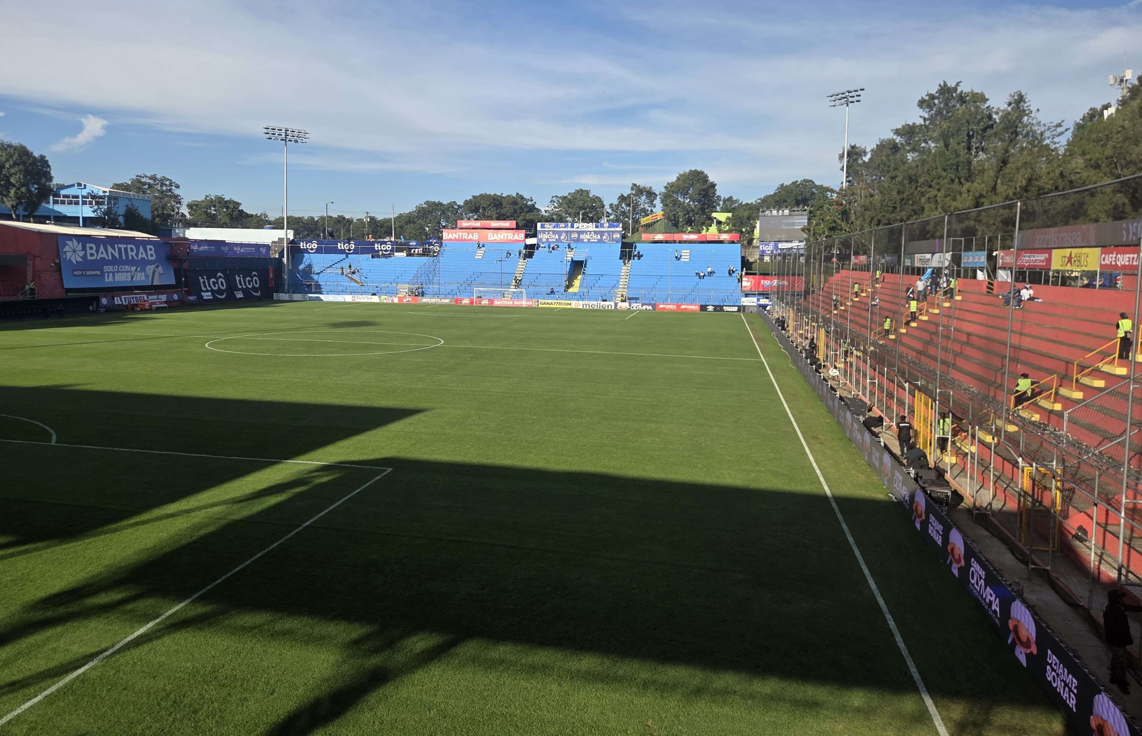 Estadio El Trébol luce vacío a pocas horas del Guatemala vs Surinam