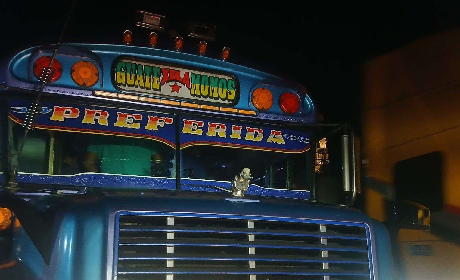 Asalto nocturno en carretera deja a pasajeros con crisis nerviosa