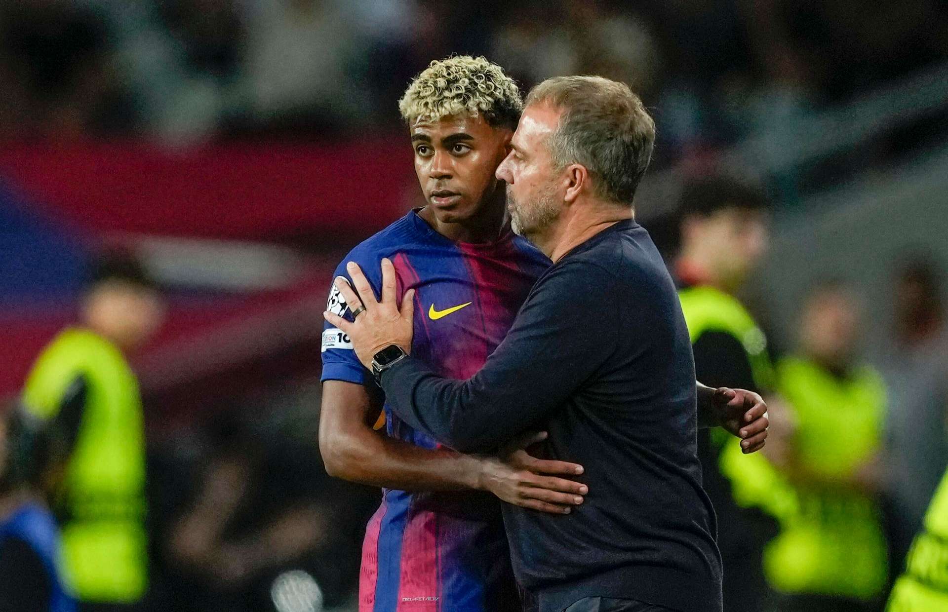 Lamine Yamal y Hansi Flick.