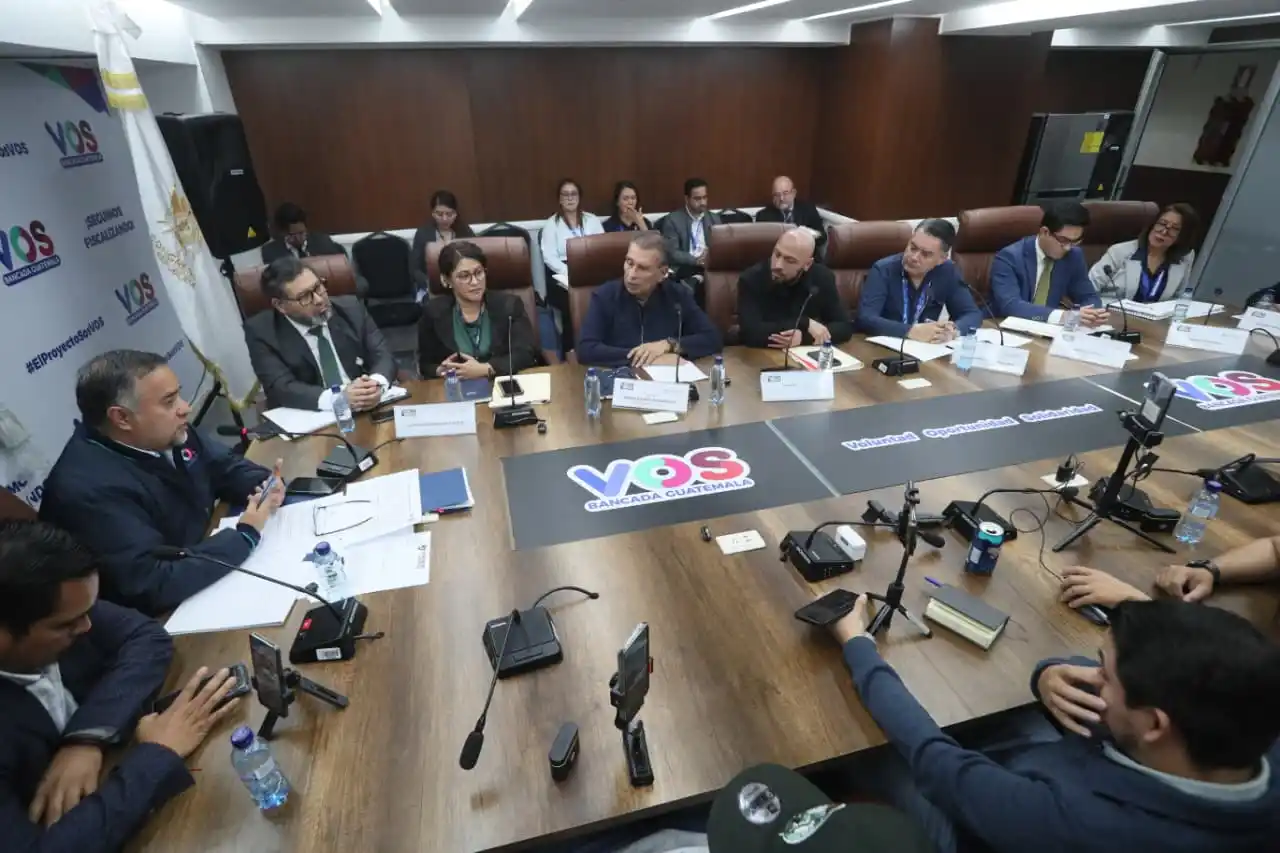 DAG anuncia rescisión de contrato del Doroteo Guamuch Flores tras revelar avance de apenas 34 %