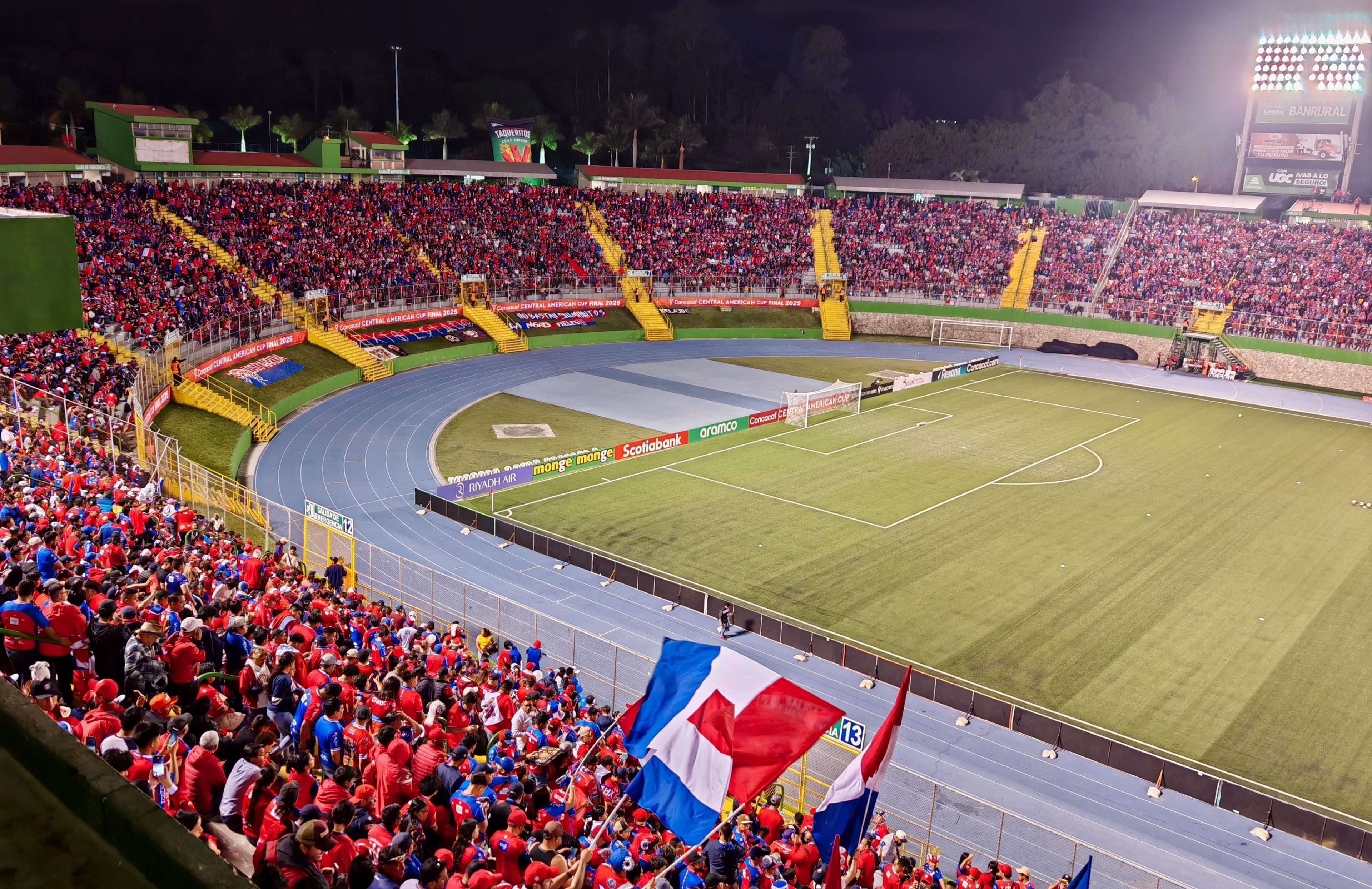EN VIVO | Ya estamos en la previa de la gran final Xelajú vs Alajuelense