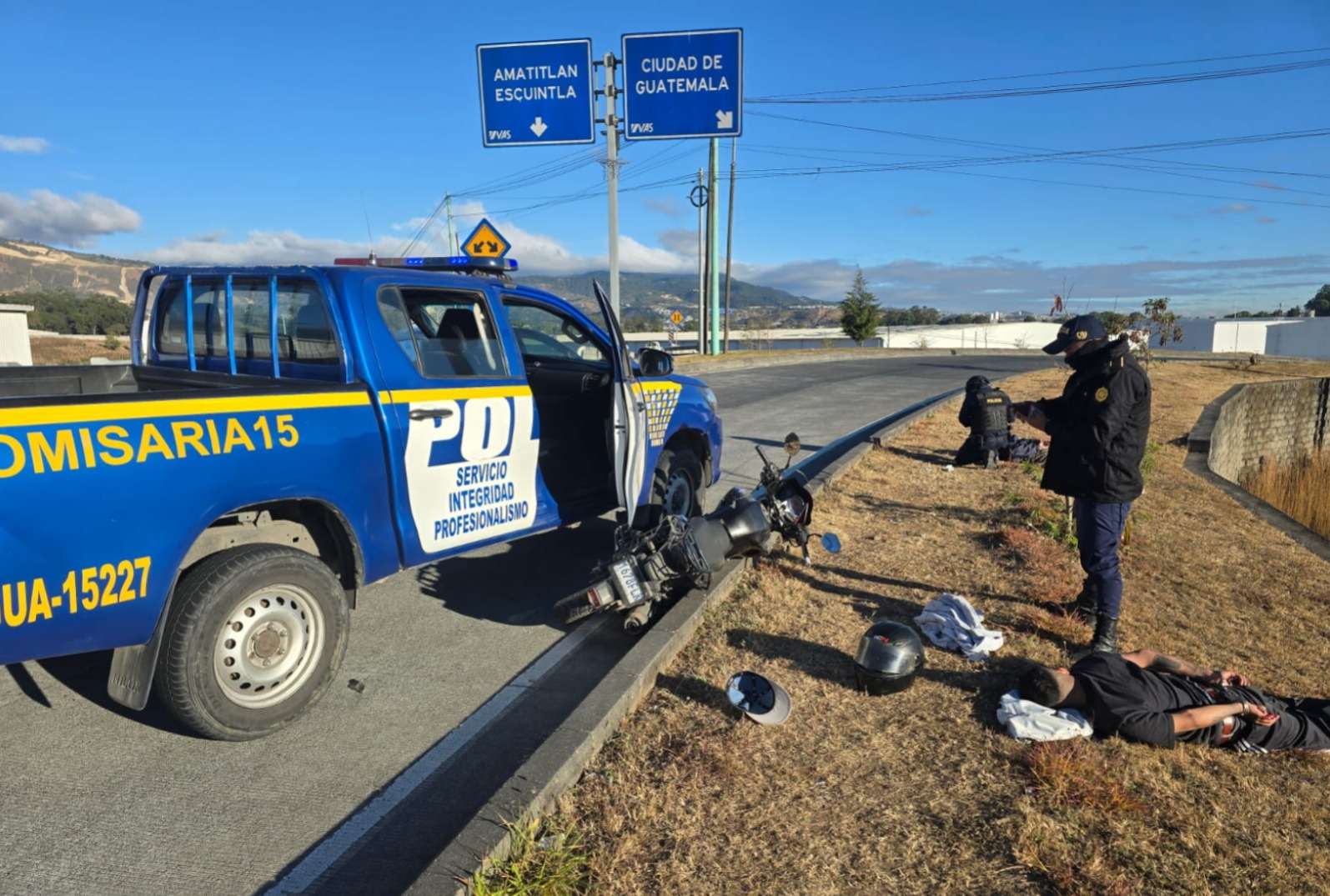 Persecución policial deja dos capturados tras ataque armado en San Miguel Petapa