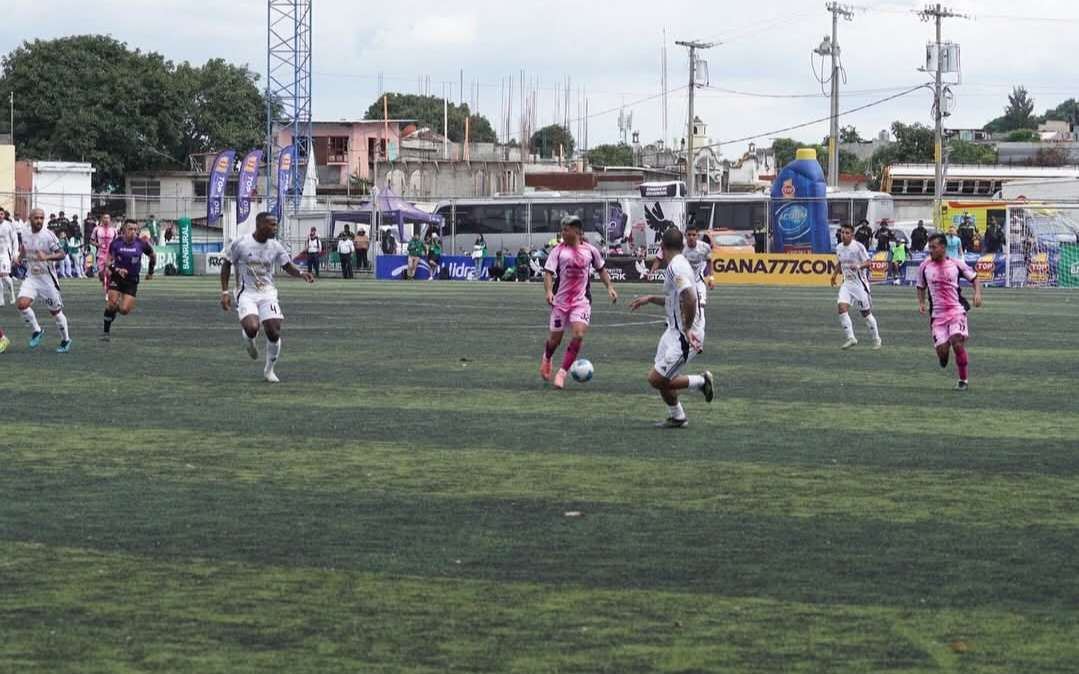 Mixco vs Comunicaciones.